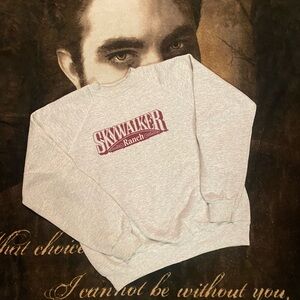 *SOLD* Vintage Lucasfilm “Skywalker Ranch” Sweatshirt Sz L EUC